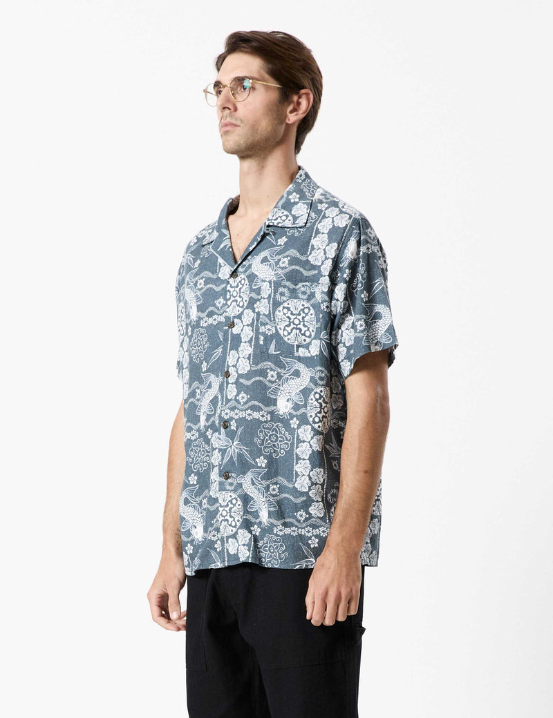 Koi Bowler Shirt - Indigo