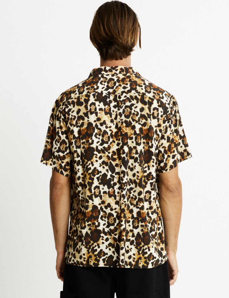 Zed Bowler Shirt - Sand Leopard Print