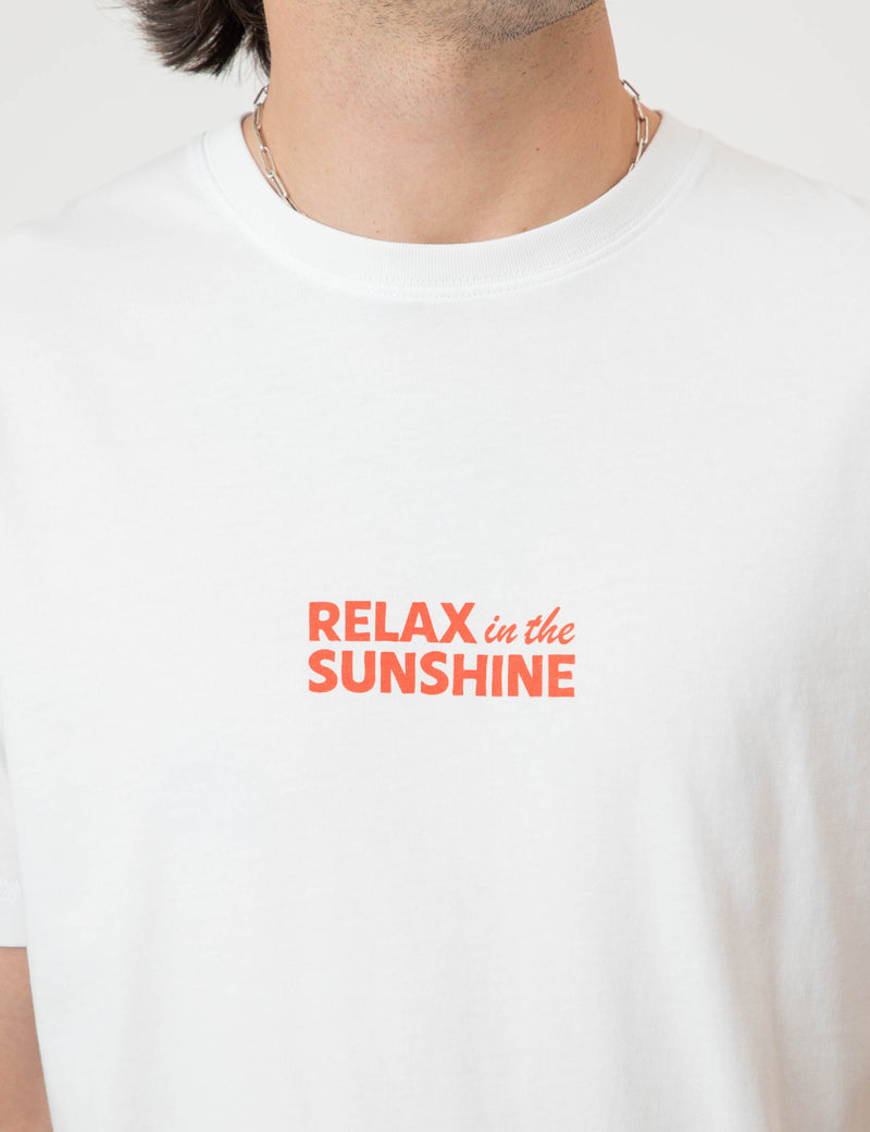 Reginald Organic Tee - Mackay Relax White