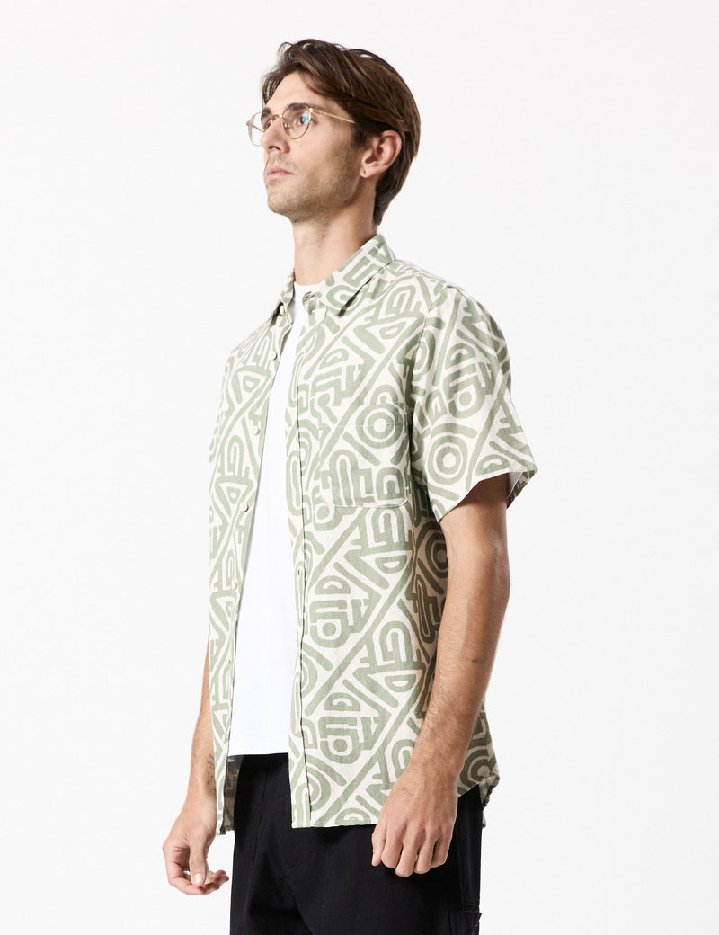 Earl BBQ Shirt - Modern