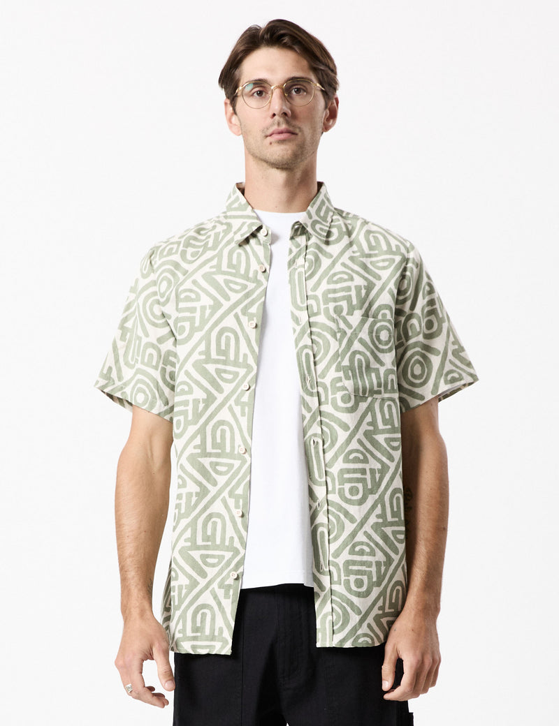 Earl BBQ Shirt - Modern